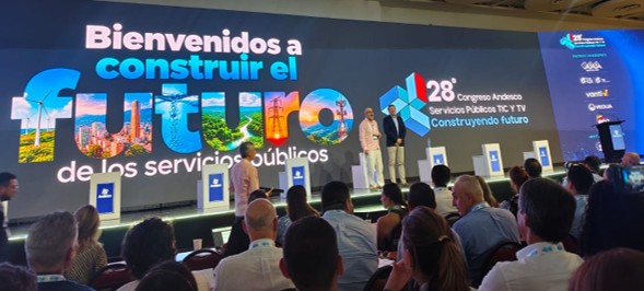 Panel durante el Congreso ANDESCO 2026